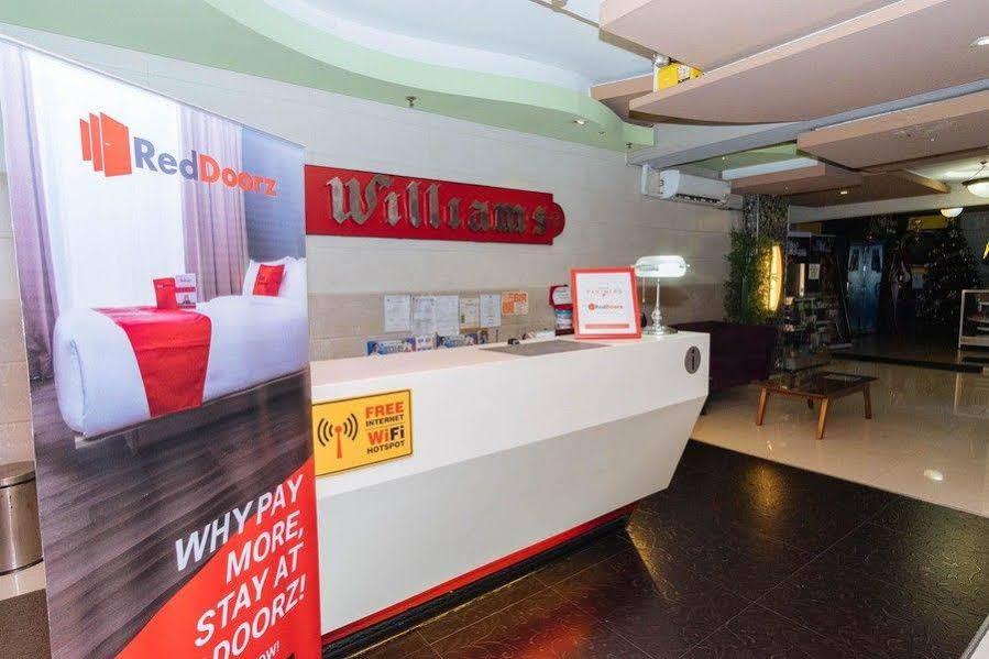 Sir William'S Hotel Quezon City Bagian luar foto